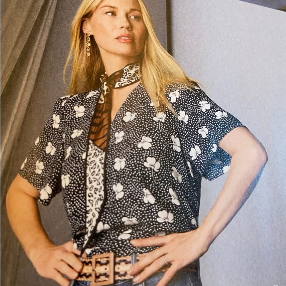 Cabi Printed Essentials Top in navy